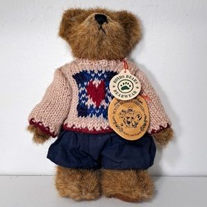 8 inch Boyd's bear